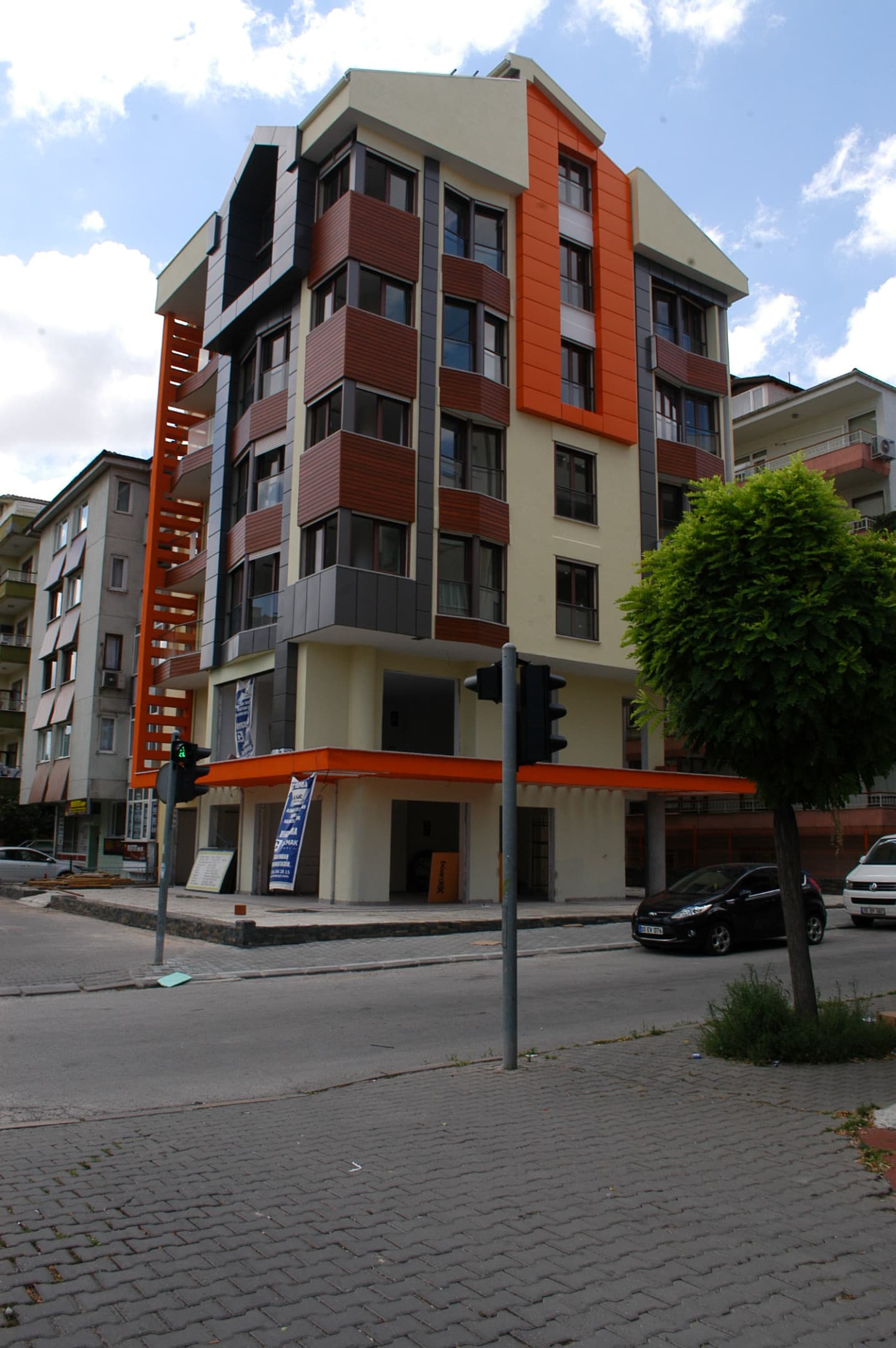 Sevim Yolcu Apartmanı gallery image 2